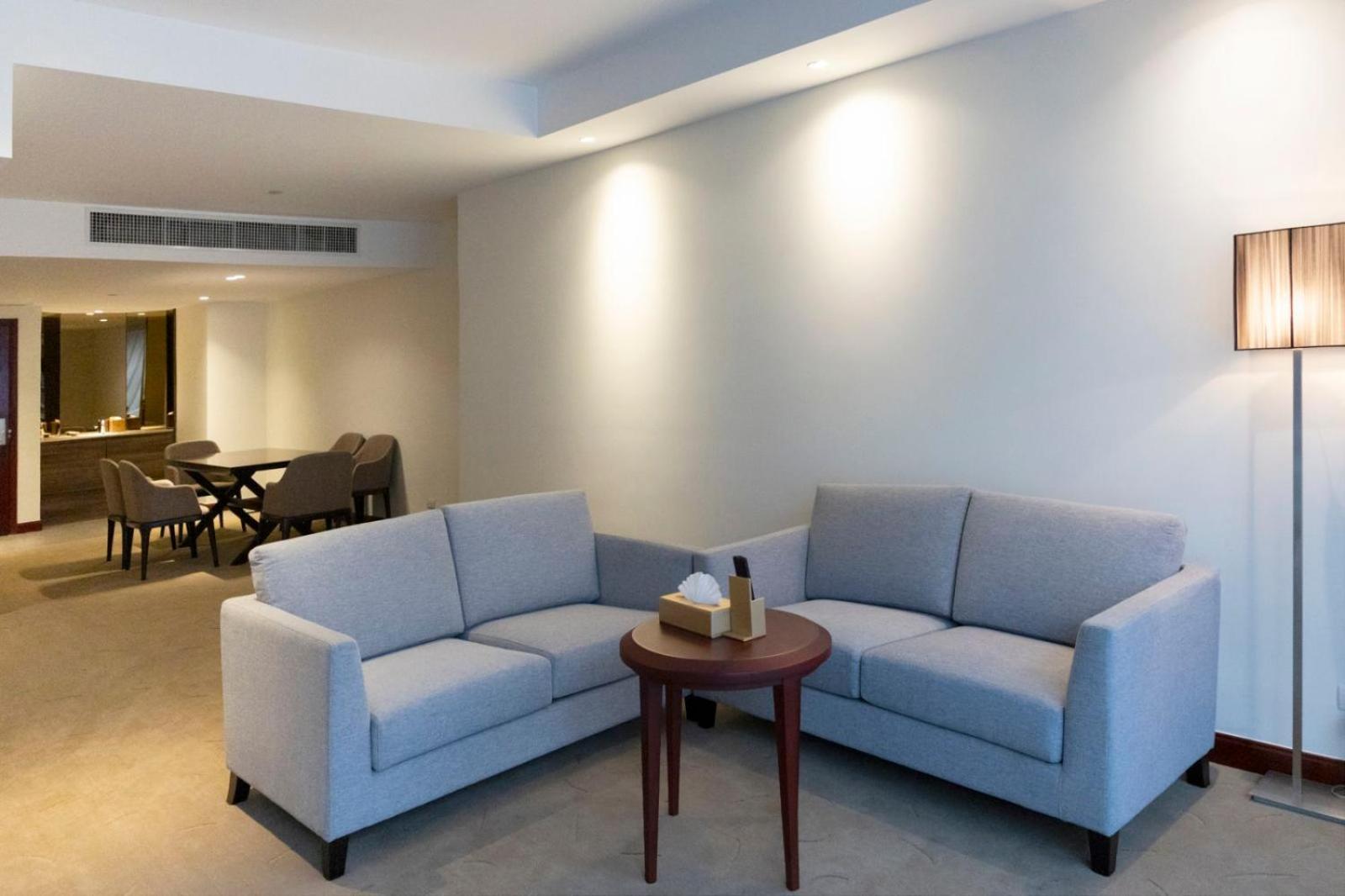 Yangon Thanlwin Hotel Экстерьер фото